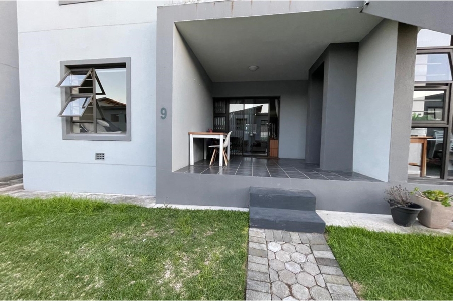2 Bedroom Property for Sale in Sherwood Eastern Cape
